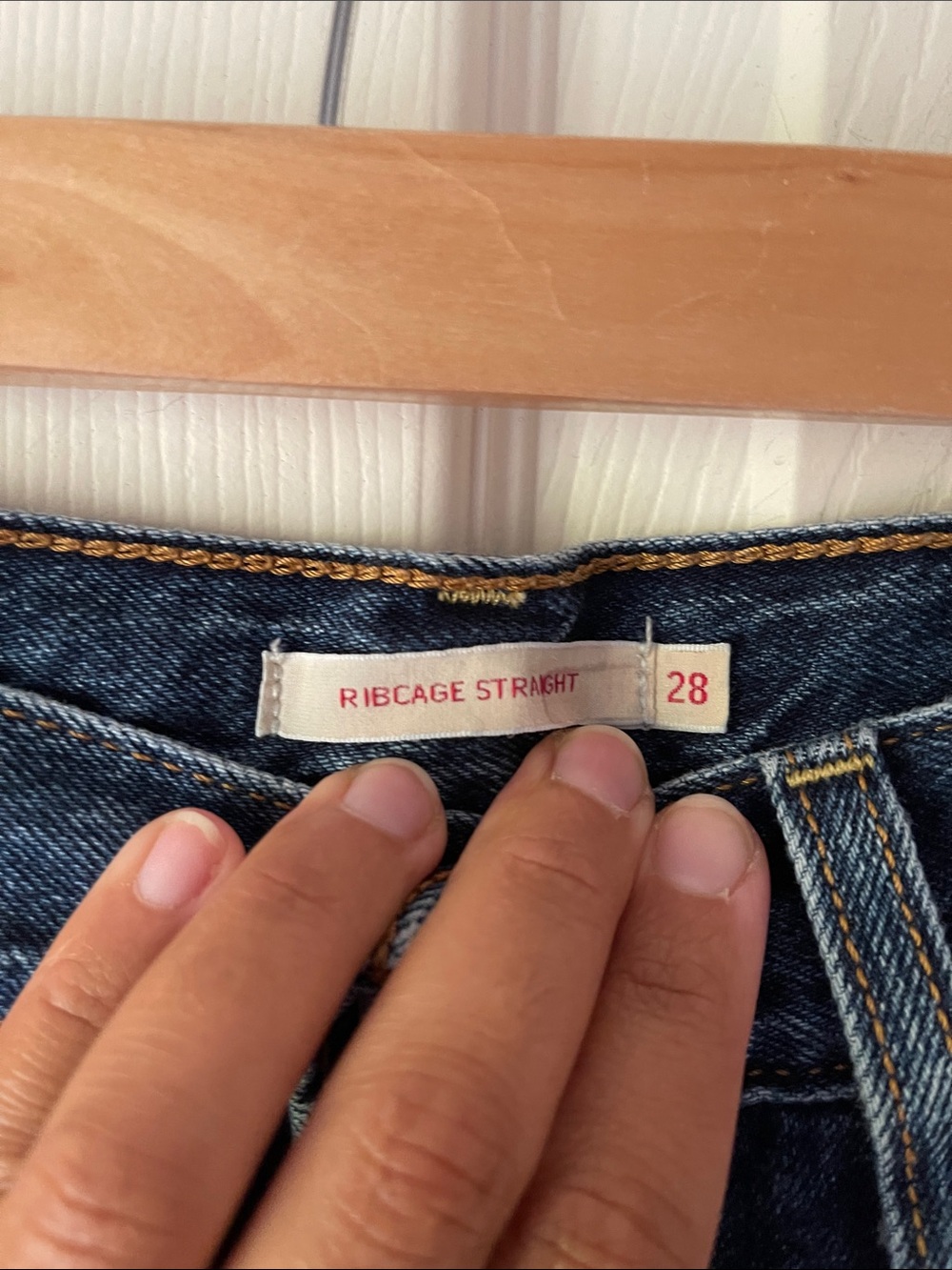 Levi’s Dark Wash Ribcage Straight Lyocell Blend - Picture 2 of 6